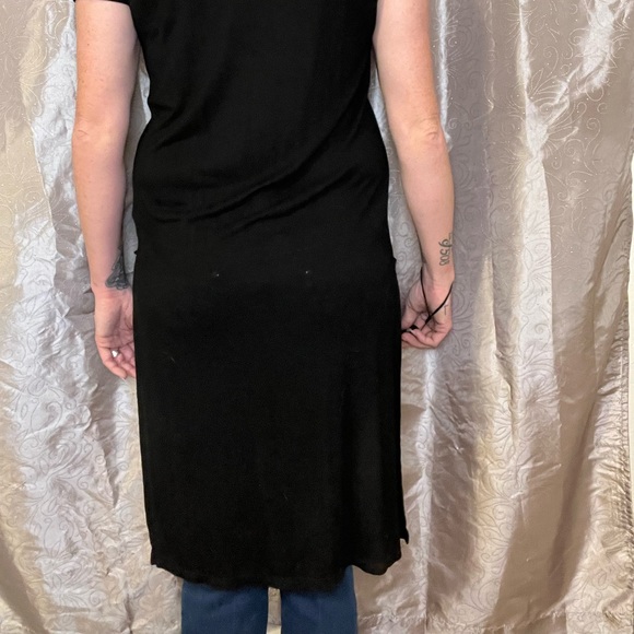 Black blouse - Picture 3 of 5